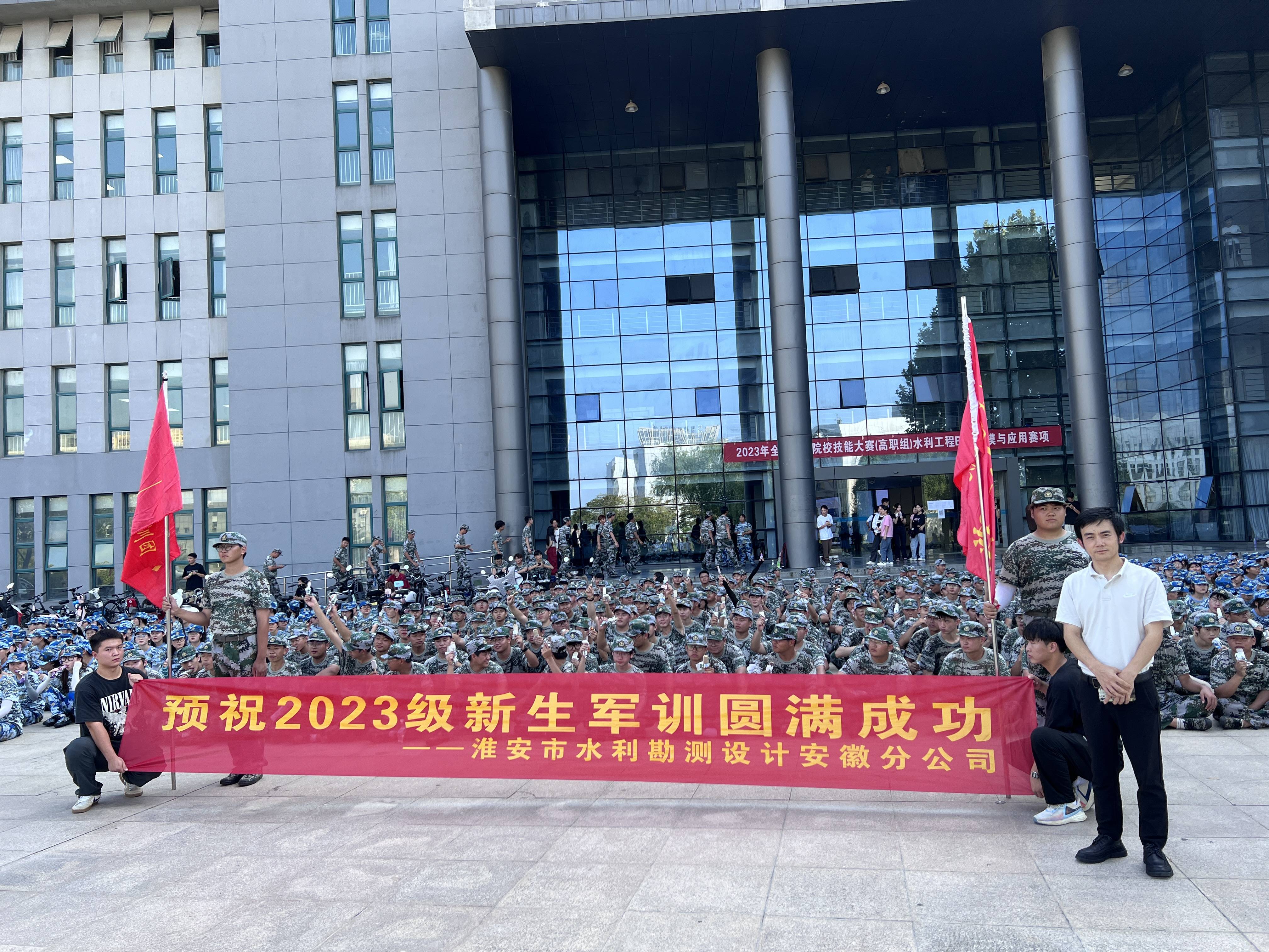 1697703160284429.jpg 1951094be00dc751390e28488acda33(1).jpg